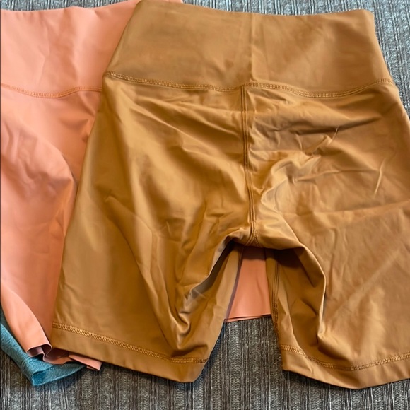 High Rise Bike Shorts Set - Picture 3 of 8